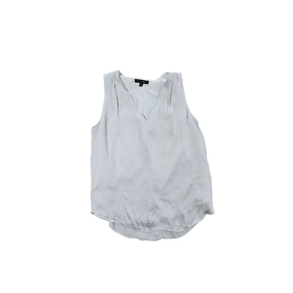 Banana Republic Silver Metallic Sleeveless V-Neck Blouse Medium Shine Ethereal